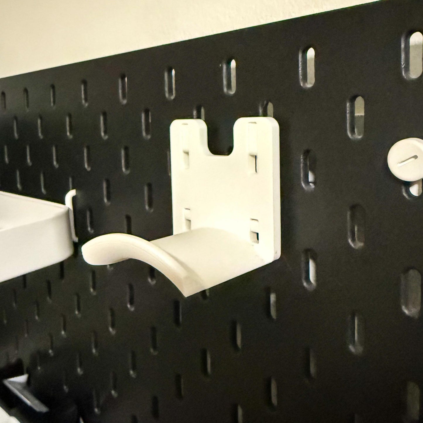 Headphone Holder for IKEA SKÅDIS Pegboard – Sleek & Space-Saving Storage